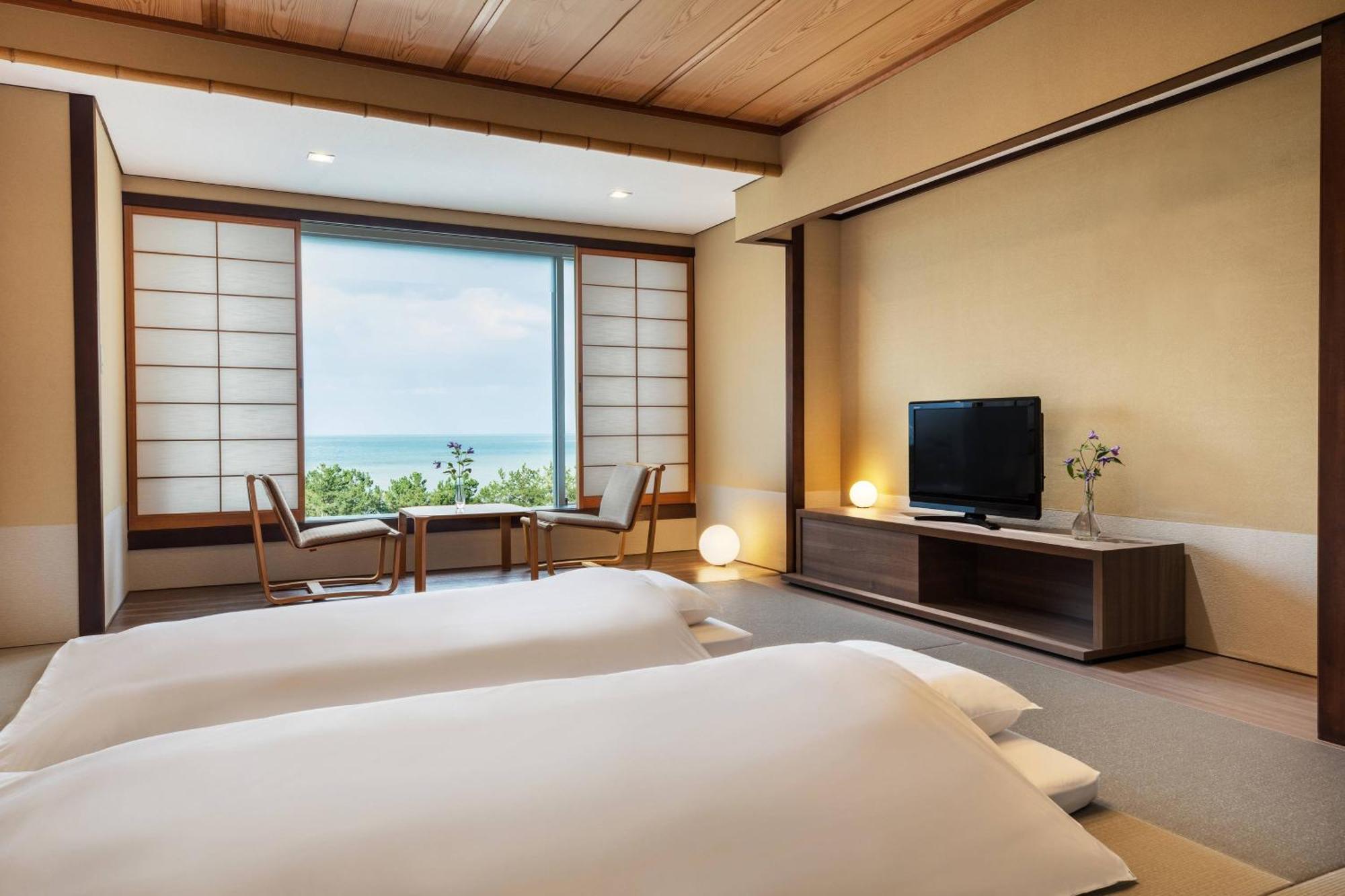 Lake Biwa Marriott Hotel Moriyama Buitenkant foto