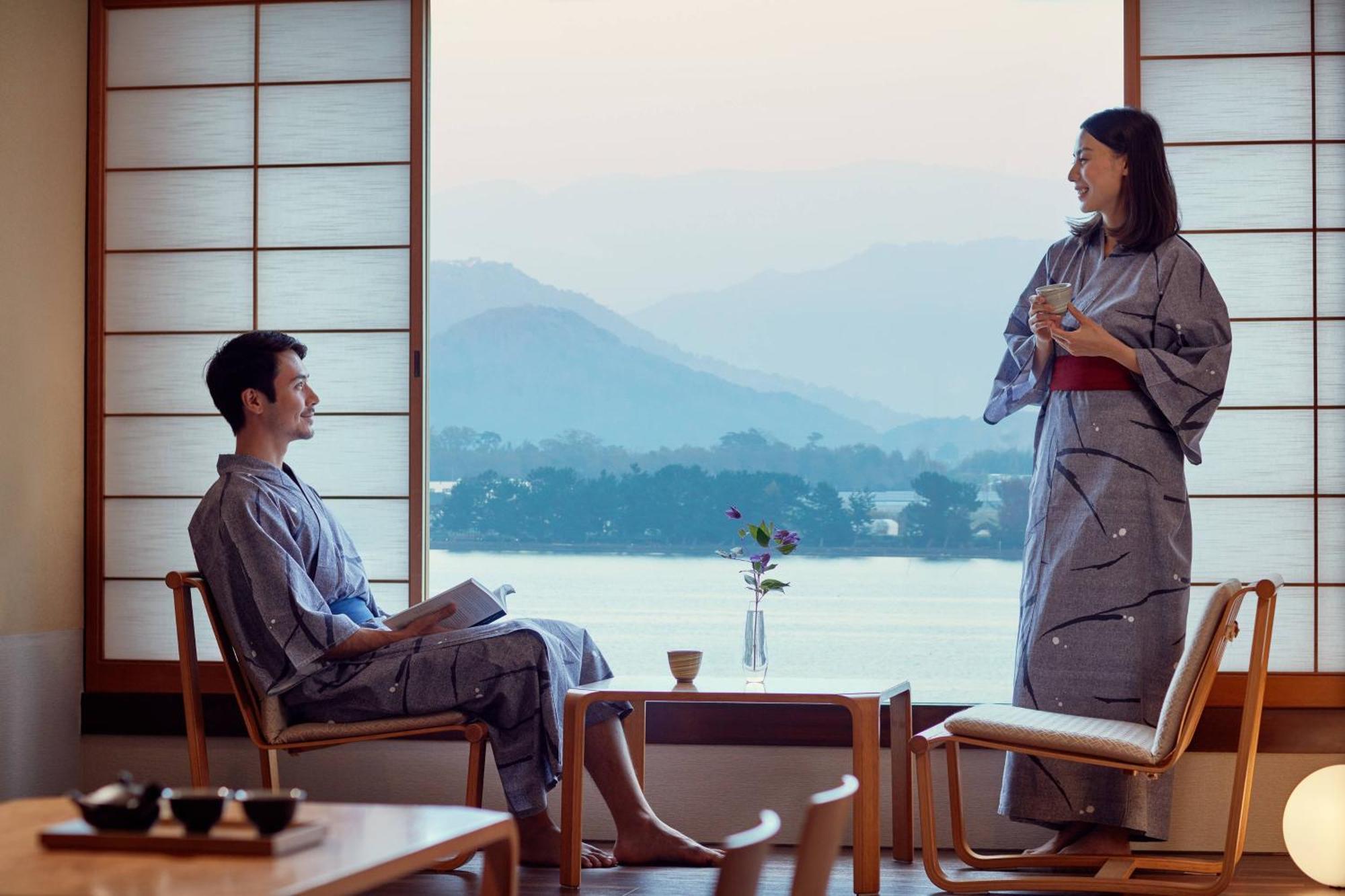 Lake Biwa Marriott Hotel Moriyama Buitenkant foto